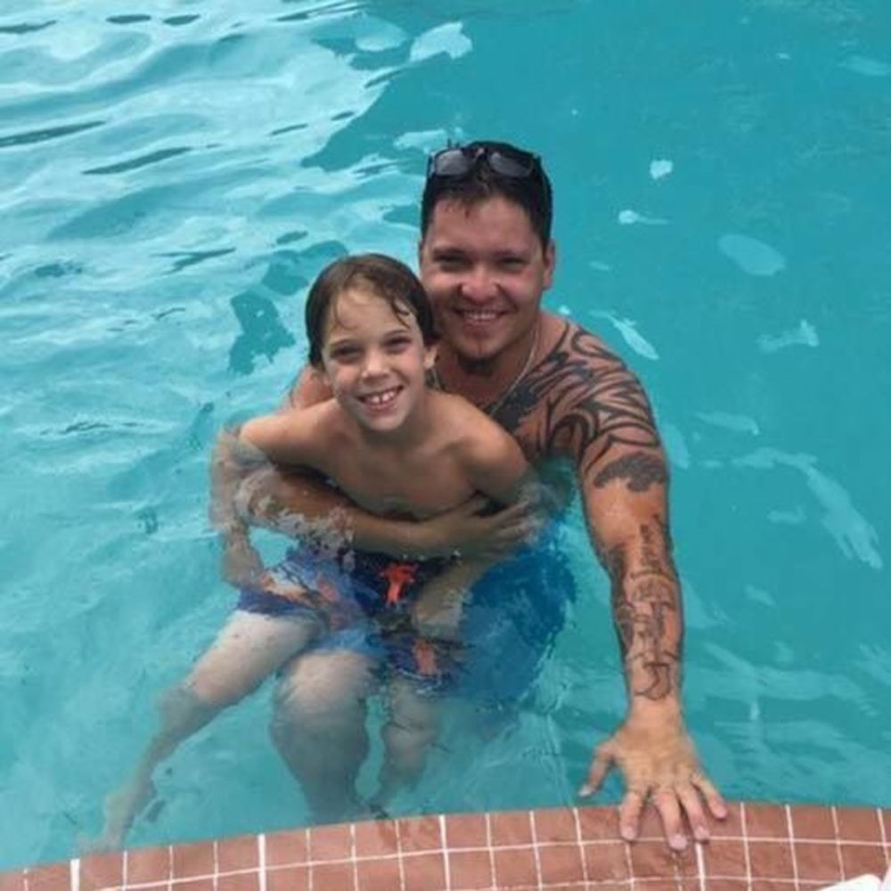 Meet your Posher, Elijah